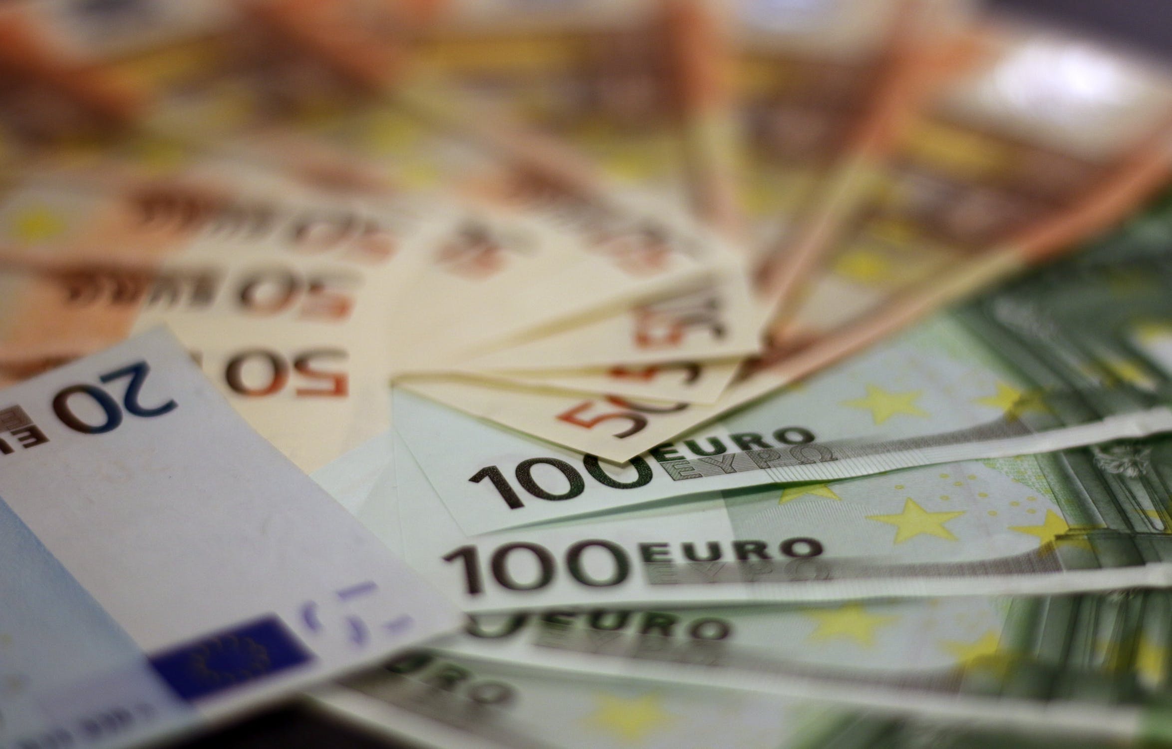 Euro bank notes. Photo: Pixabay/Pexels
