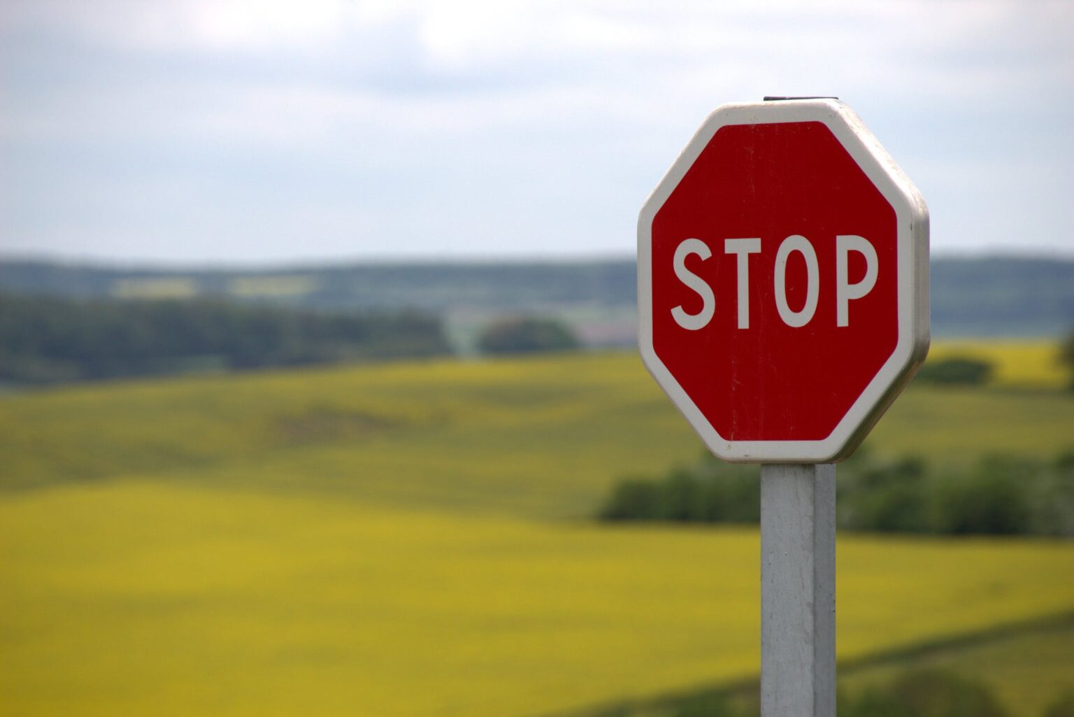 Why Are Stop Signs In Spain In English