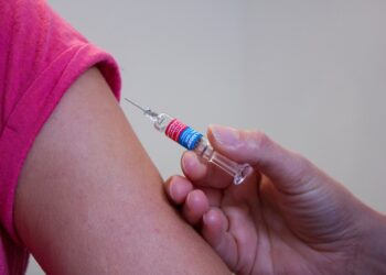 Vaccine (Katja Fuhlert/Pixabay)