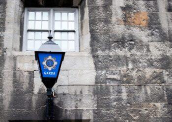Gardai arrest ‘drug driver’ outside a school this morning