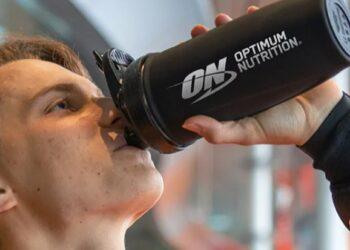 McLaren Racing says Glanbia’s Optimum Nutrition is to support its team’s performance, health and wellbeing