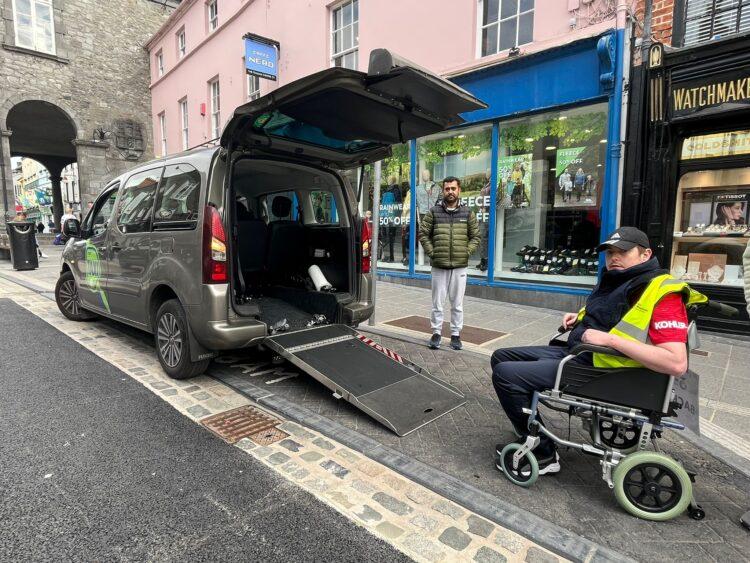 “Park somewhere else and follow the rules” plead Kilkenny city ‘Back in 5’ campaigners to those who misuse disabled parking spaces