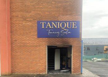 Car strikes building resulting in fire at newest tanning salon in Carlow in the early hours of this morning
