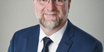 People in Tullow are frustrated by frequent power outages, says Cllr Will Paton