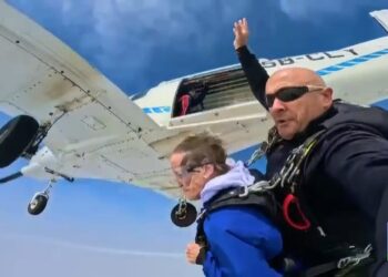 Kilkenny woman aged in her nineties completes skydive in memory of her son