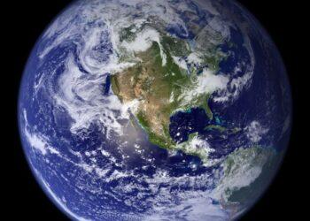 Former Kilkenny County Council Environmental Awareness Officer says the State needs to make it easier for people to combat global warming
