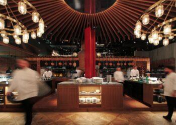 Dubai restaurant that includes a Kilkenny man among its Head Chefs secures Michelin special award