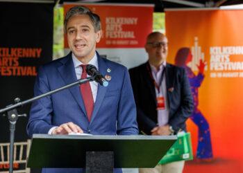 “If I wasn’t from Wicklow I’d like to be from this city” says An Taoiseach Simon Harris while launching Kilkenny Arts Festival