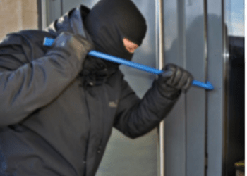 Gardaí are looking for information on a Black Golf GTI that may have been involved in Kilkenny Burglary at lunchtime