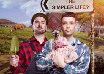 “We’re in love with the place” says now Kilkenny based podcaster James Kavanagh ahead of first live show of ‘The Simpler Life?’
