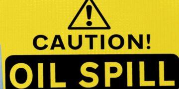 Carlow County Council are dealing with a major oil spill this evening.
