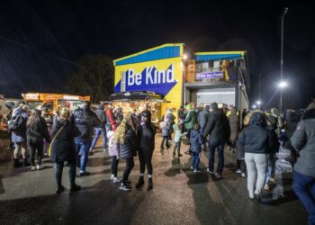 Lightfest Brings Over 2000 people together to celebrate Christmas in Tullow