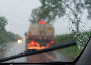 Wintry weather may pose issues for driver this morning