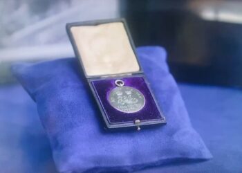 Medal commemorating Kilkenny visit of King grabs attention of popular TV programme