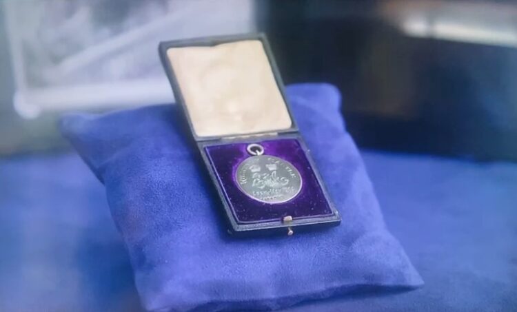 Medal commemorating Kilkenny visit of King grabs attention of popular TV programme