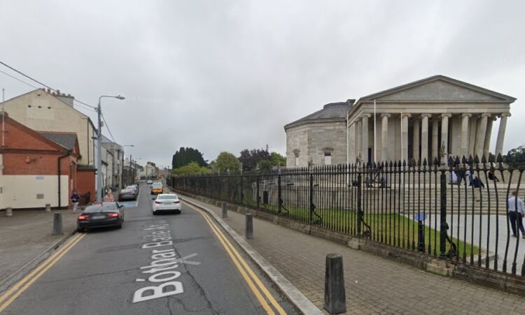 Cash and other belongings taken in Carlow town incident