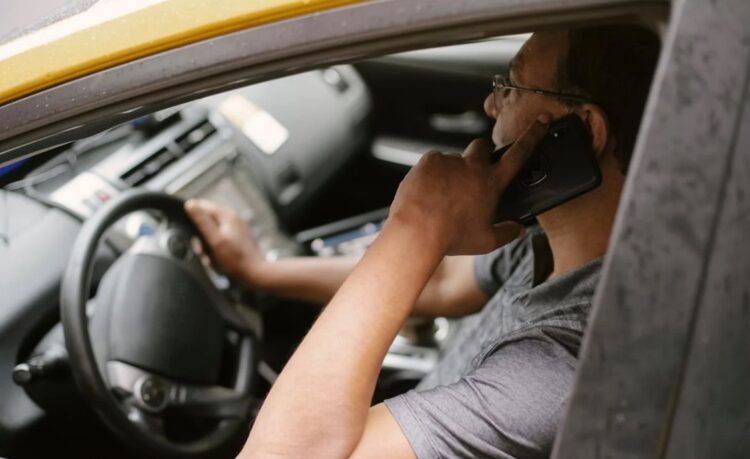 17 drivers detected holding a mobile phone by Gardaí in Kilkenny city