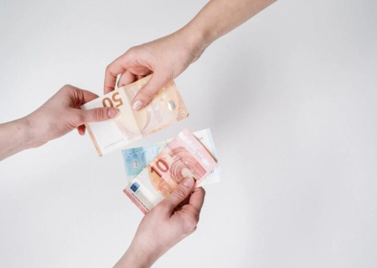 Gardaí warn counterfeit cash continues to circulate in Carlow and Kilkenny