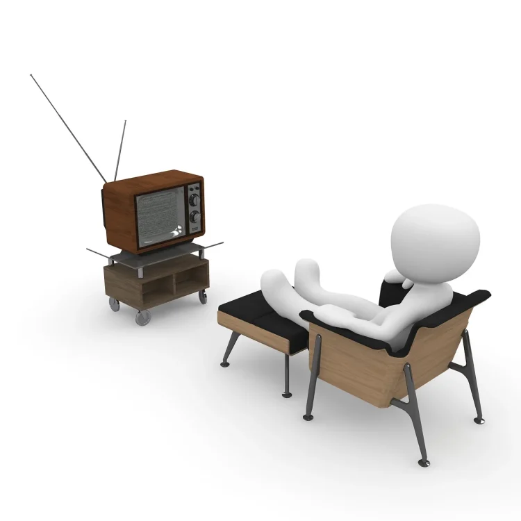 Calling all potential TV stars in Carlow and Kilkenny – Gogglebox is looking for new participants for their latest show