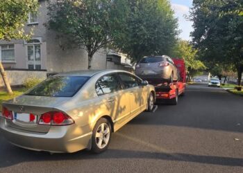 Gardaí in Carlow stop and seize two uninsured cars