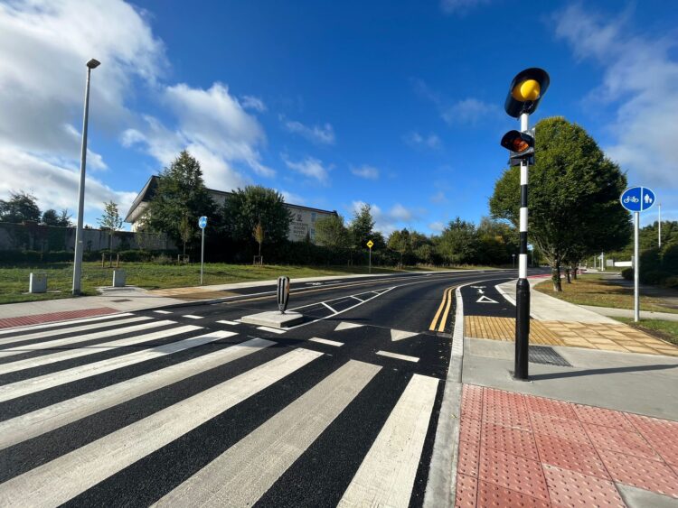 More schools back today across Carlow and Kilkenny while the wet weather may see many shy away from walking or cycling
