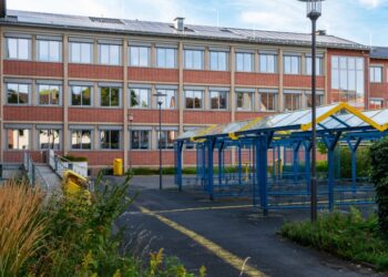 School secretaries and caretakers in Carlow, Kilkenny and across the country set to strike