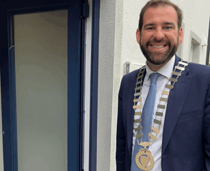 Carlow Councillor Fintan Phelan says the government should have done more for school secretaries and caretakers.