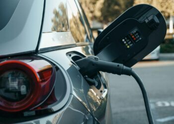 Two locations in Carlow and Kilkenny included in nationwide expansion of EV recharging hubs