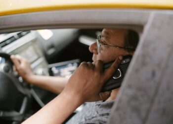 30 motorists in Kilkenny found to be using phones while driving in one lunchtime campaign