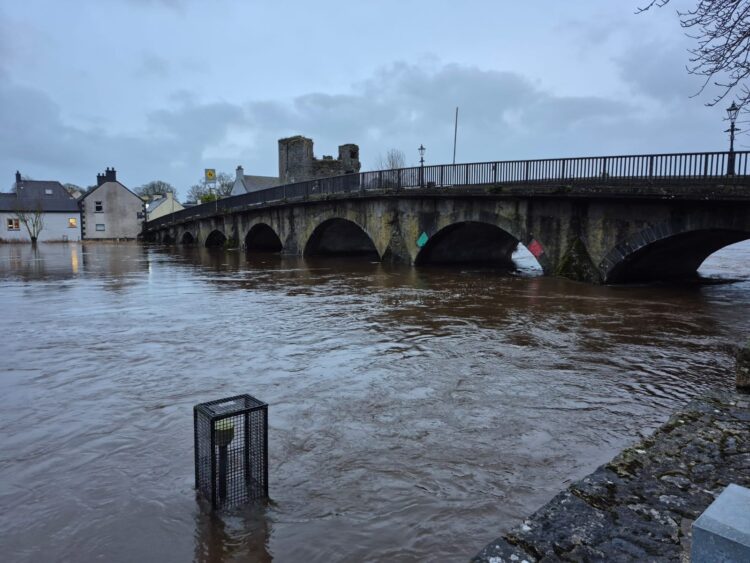 Dark and dank start to Tuesday as Carlow and Kilkenny feel the effects of Storm Chandra