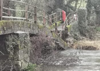 Collapsed section of bridge on Kilkenny/Tipperary boundary forces closure