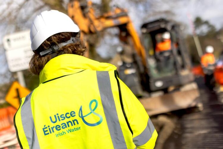 Burst water main affecting water supply in Thomastown