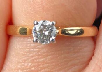 Search underway in county Kilkenny town for engagement ring of ‘sentimental importance’