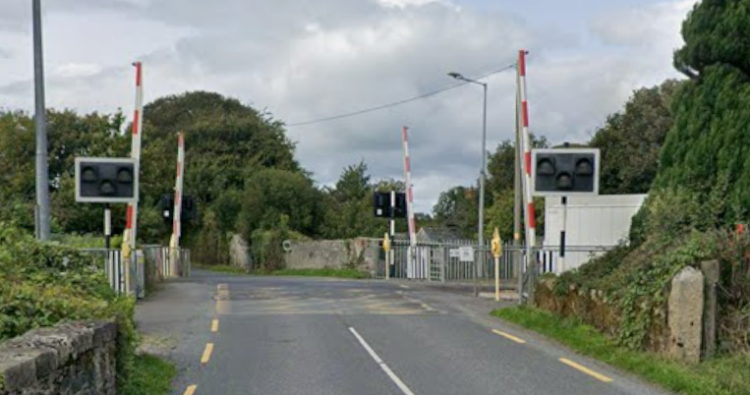 Train delayed on Waterford to Dublin line due to crash at Kilkenny level crossing