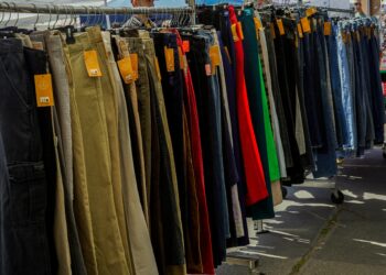 Cost of living surge drives “second-hand fashion boom” across Carlow and Kilkenny