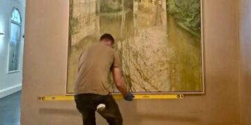 County Kilkenny artist ‘really delighted’ to have art piece selected for Dublin Castle and hopes it sparks a conversation
