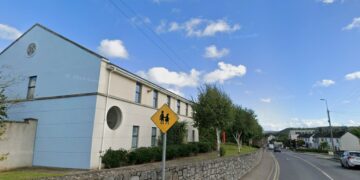Street closed in county Kilkenny town due to flooding
