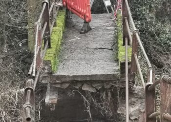 Work to replace collapsed pedestrian bridge on Kilkenny/Tipperary border may not start until summer next year at earliest
