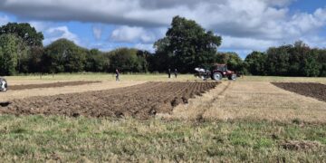 Carlow and Kilkenny plough crews hoping for more success at the National Ploughing Championships today